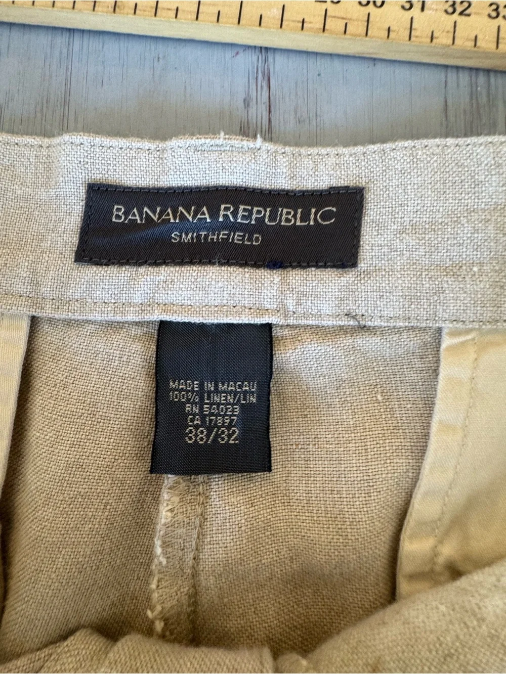 Vintage Y2K Banana Republic Mens 38x32 (40x32) 100% Linen Pleated Cuffed Pants